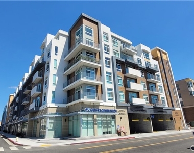 168 S Monterey - Photo Thumbnail 1