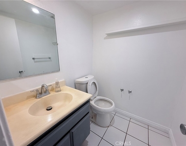 1712 S 6th Street - Photo Thumbnail 6