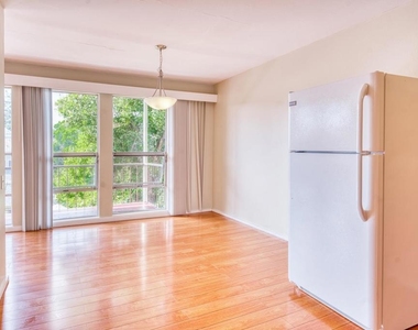 3815 Harrison St - Photo Thumbnail 17
