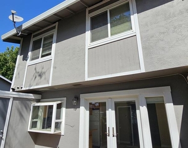 2828 Royal Ann Ln - Photo Thumbnail 56