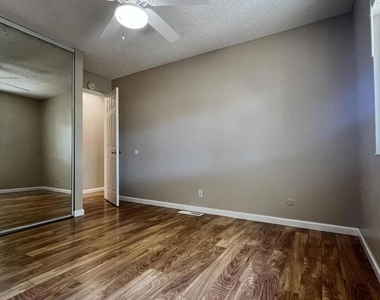 2828 Royal Ann Ln - Photo Thumbnail 26