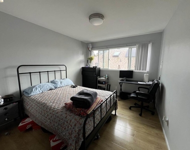 2636 Warring St - Photo Thumbnail 5