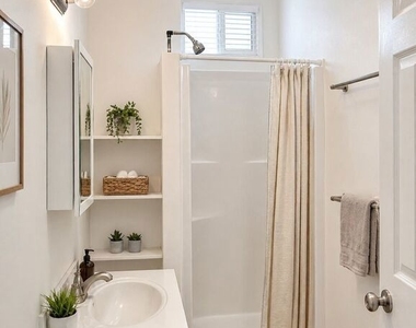 1378 W 30th Street - Photo Thumbnail 9