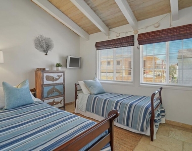 213 Via Cordova - Photo Thumbnail 23