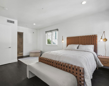 9842 Portola Drive - Photo Thumbnail 35