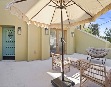 9842 Portola Drive - Photo Thumbnail 17