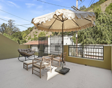 9842 Portola Drive - Photo Thumbnail 18