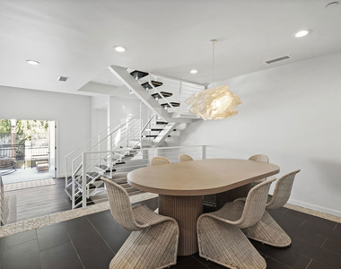 9842 Portola Drive - Photo Thumbnail 20