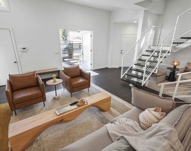 9842 Portola Drive - Photo Thumbnail 5