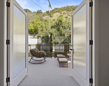 9842 Portola Drive - Photo Thumbnail 14