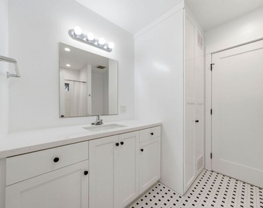 1741 N Avenue 46 - Photo Thumbnail 17