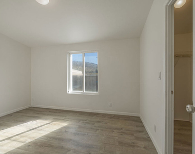 45999 South Drive - Photo Thumbnail 15