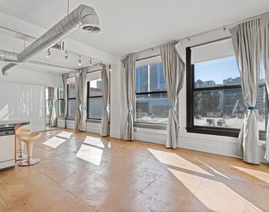 108 W 2nd Street - Photo Thumbnail 13