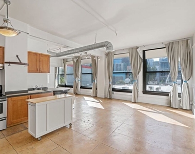 108 W 2nd Street - Photo Thumbnail 11