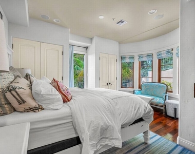 3110 Benedict Canyon Drive - Photo Thumbnail 39