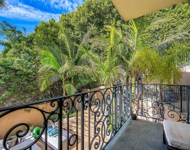 3110 Benedict Canyon Drive - Photo Thumbnail 55