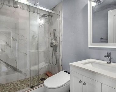 3110 Benedict Canyon Drive - Photo Thumbnail 57