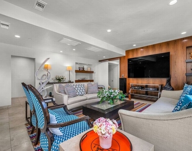 3110 Benedict Canyon Drive - Photo Thumbnail 27