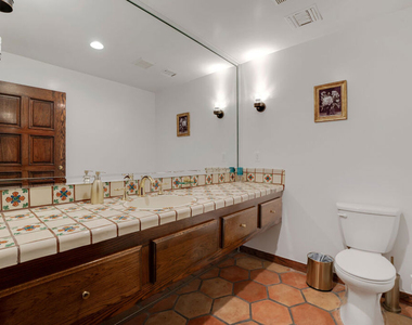 10160 Cielo Drive - Photo Thumbnail 17