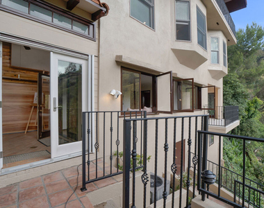 10160 Cielo Drive - Photo Thumbnail 31