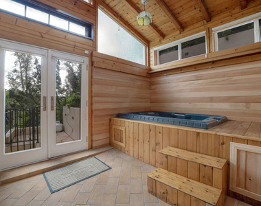 10160 Cielo Drive - Photo Thumbnail 24
