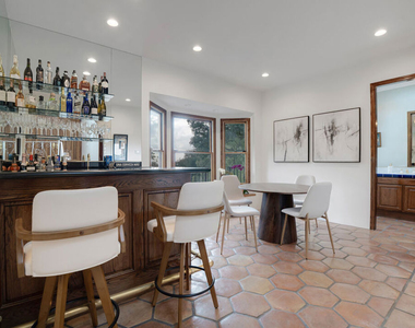 10160 Cielo Drive - Photo Thumbnail 9