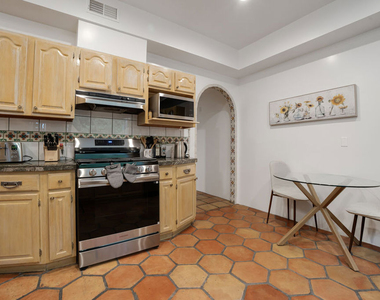 10160 Cielo Drive - Photo Thumbnail 19