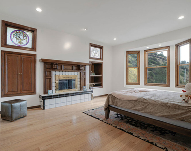 10160 Cielo Drive - Photo Thumbnail 12