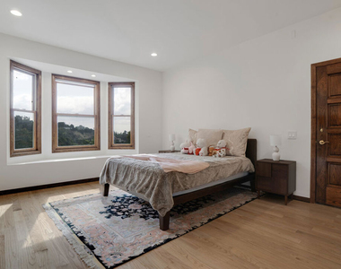 10160 Cielo Drive - Photo Thumbnail 13
