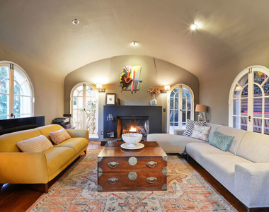 6717 Whitley Terrace - Photo Thumbnail 8