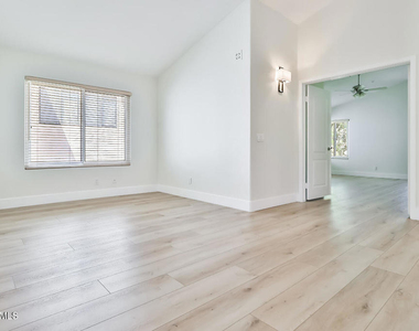 5618 Silver Valley Avenue - Photo Thumbnail 33