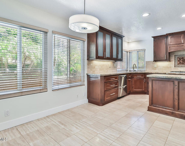5618 Silver Valley Avenue - Photo Thumbnail 17