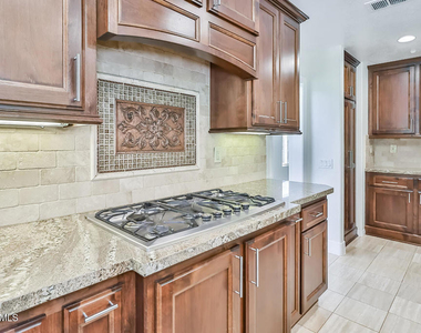 5618 Silver Valley Avenue - Photo Thumbnail 10