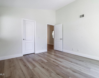 5618 Silver Valley Avenue - Photo Thumbnail 39