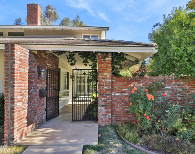 1164 Galesmore Court - Photo Thumbnail 2