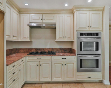 1164 Galesmore Court - Photo Thumbnail 14