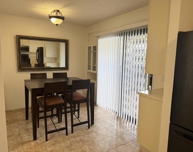 48728 Desert Flower Drive - Photo Thumbnail 7