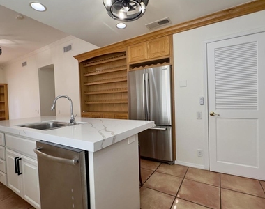40064 Silktree Court - Photo Thumbnail 6