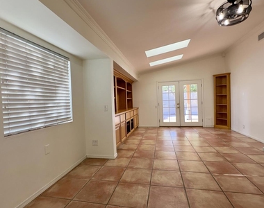 40064 Silktree Court - Photo Thumbnail 9