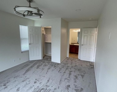 43376 Cook Street - Photo Thumbnail 4