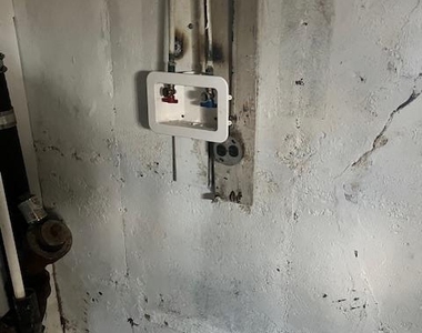 345 Walton Street - Photo Thumbnail 28