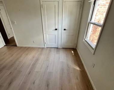 345 Walton Street - Photo Thumbnail 21