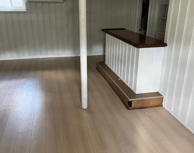 345 Walton Street - Photo Thumbnail 27