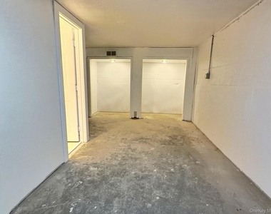 46 N Gilmore Boulevard - Photo Thumbnail 14