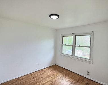46 N Gilmore Boulevard - Photo Thumbnail 7