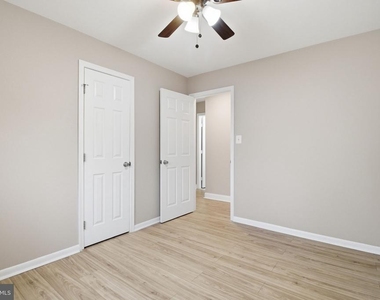 13206 Staggs Court - Photo Thumbnail 11