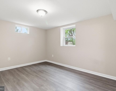 13206 Staggs Court - Photo Thumbnail 17