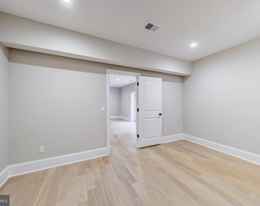 3104 Sleepy Hollow Road - Photo Thumbnail 77