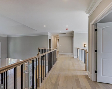 3104 Sleepy Hollow Road - Photo Thumbnail 22