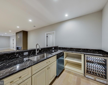 3104 Sleepy Hollow Road - Photo Thumbnail 47